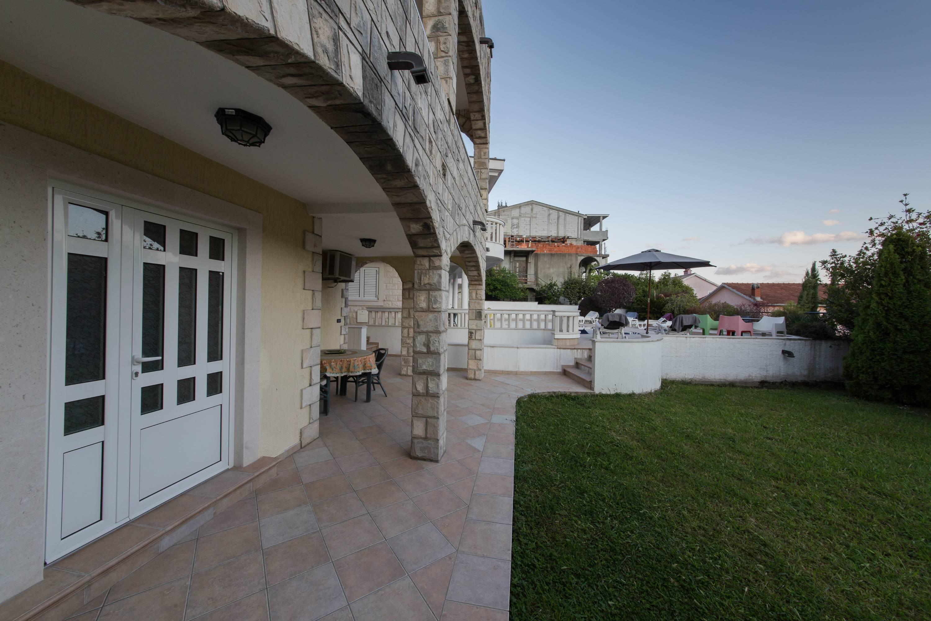 Apartments P&N Resort Херцег-Нови Экстерьер фото