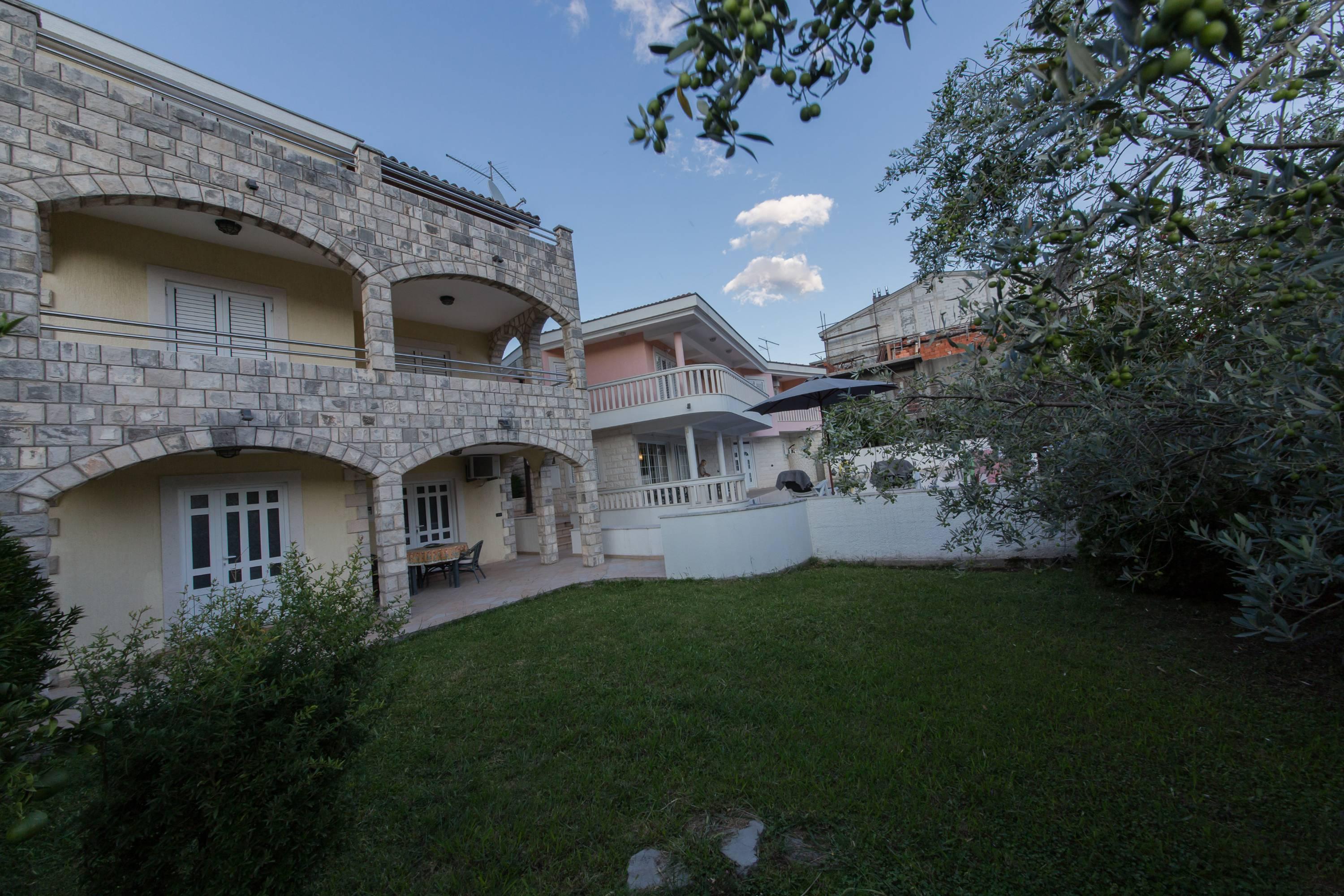 Apartments P&N Resort Херцег-Нови Экстерьер фото