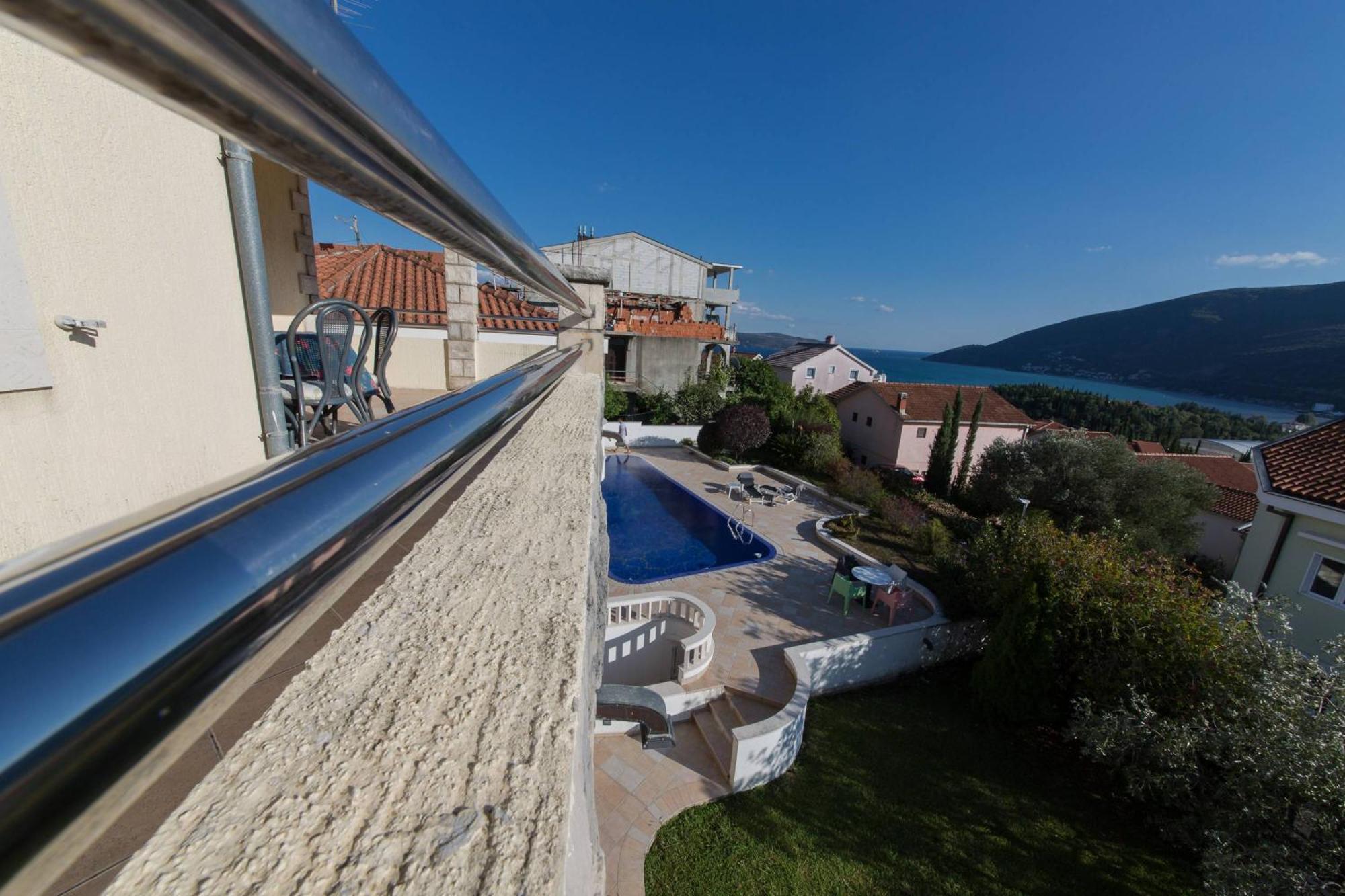Apartments P&N Resort Херцег-Нови Номер фото